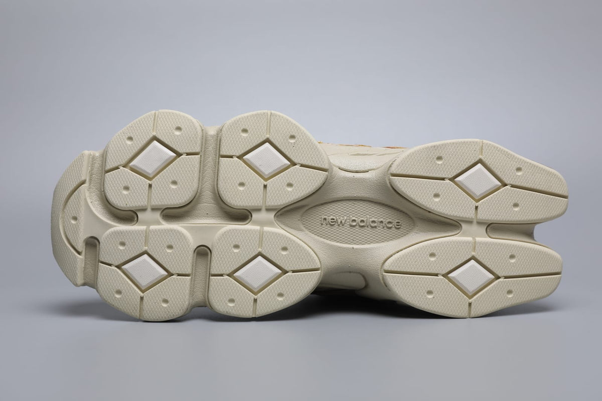 Baskets unisex New Balance 9060 Bone Sparrow